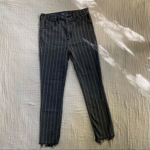 Abercrombie & Fitch High Rise Super Skinny Ankle